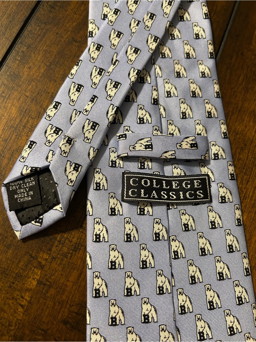 Men's Bowdoin College Light Blue Silk Tie with Polar Bear  Motif - Picture 2 of 3